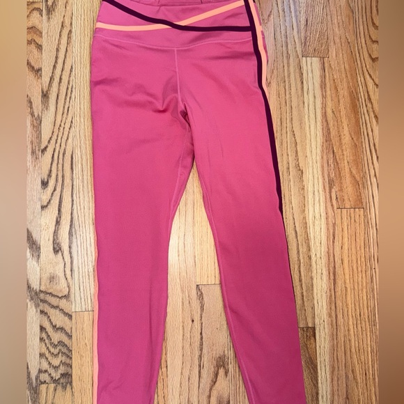 Nike One Dri-FIT Mid-Rise 7/8 Length Leggings Pink Woman’s Size S NWT - Picture 1 of 5